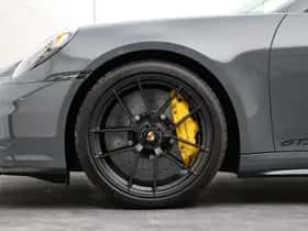 Porsche 911 (2025) thumbnail 6