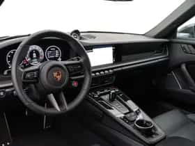 Porsche 911 (2025) thumbnail 9