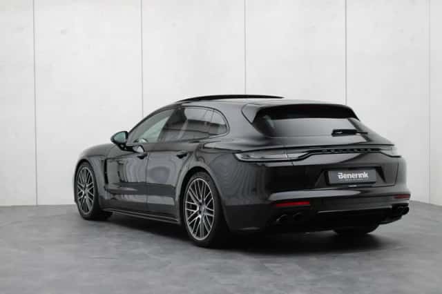 Porsche Panamera (2021) thumbnail 3