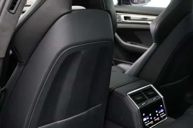 Porsche Panamera (2021) thumbnail 22
