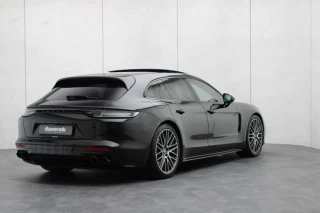 Porsche Panamera (2021) thumbnail 4