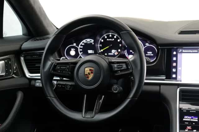 Porsche Panamera (2021) thumbnail 34