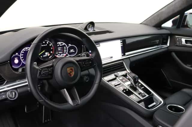 Porsche Panamera (2021) thumbnail 7