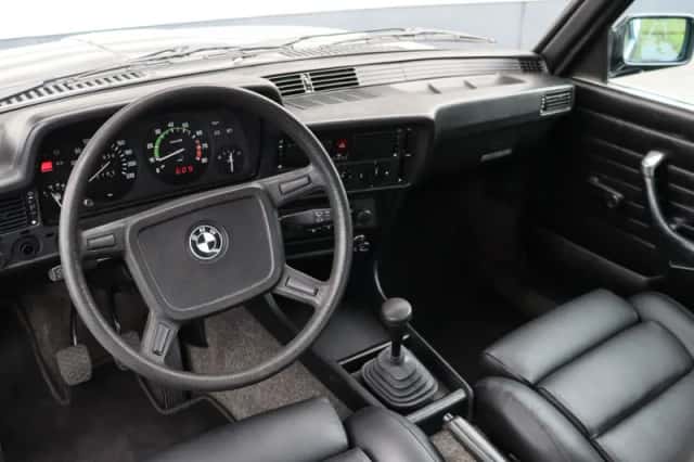 BMW 3-Serie (1981) thumbnail 6