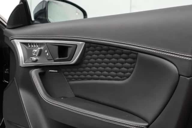 Jaguar F-Type (2021) thumbnail 18
