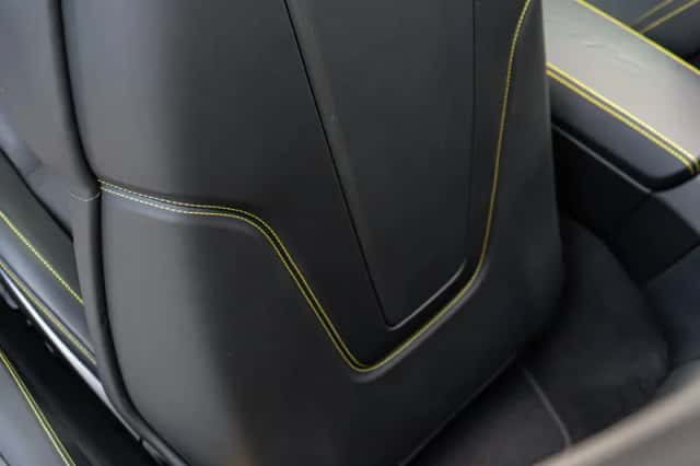 Porsche 911 (2025) thumbnail 16