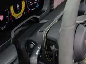 Porsche 911 (2025) thumbnail 18