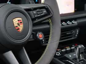 Porsche 911 (2025) thumbnail 19