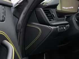 Porsche 911 (2025) thumbnail 32