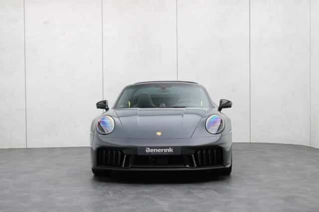 Porsche 911 (2025) thumbnail 44