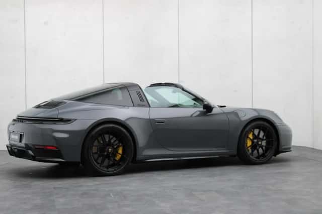 Porsche 911 (2025) thumbnail 48