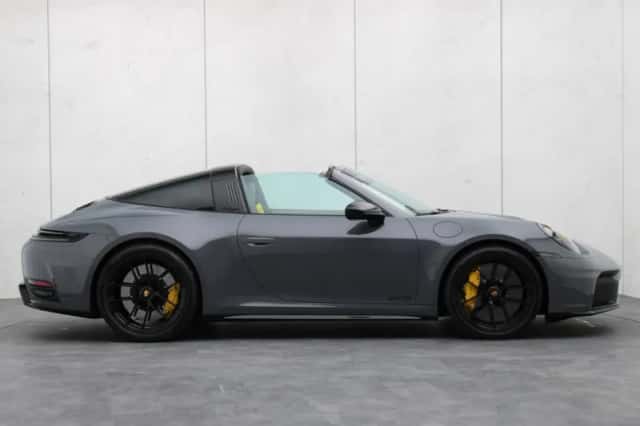 Porsche 911 (2025) thumbnail 49