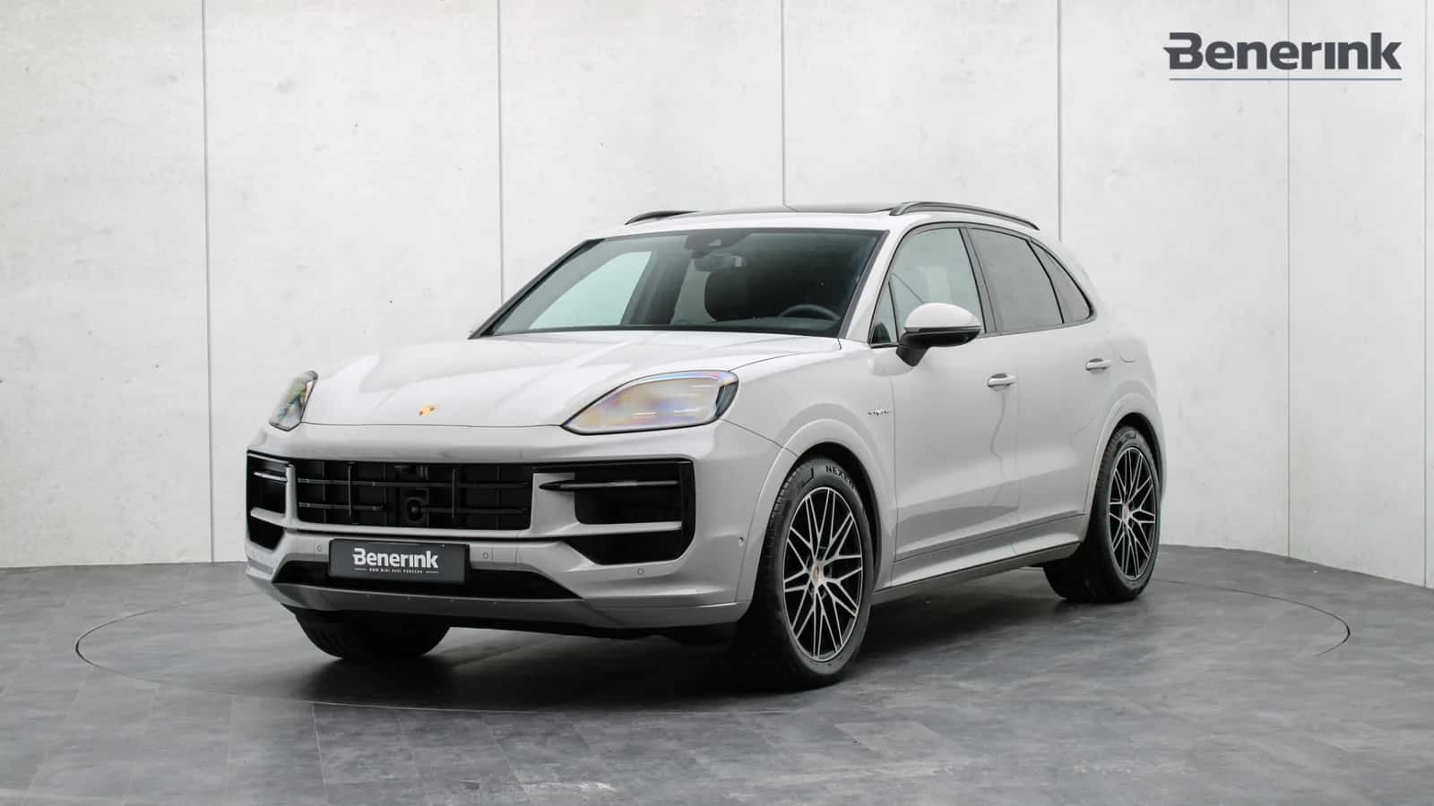 Porsche Cayenne (2025) — foto 1