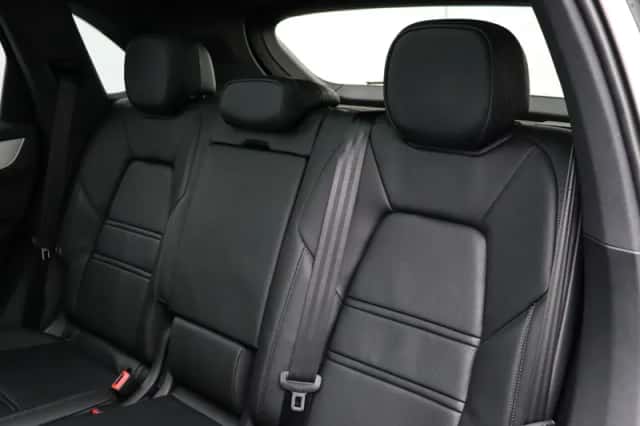 Porsche Cayenne (2025) thumbnail 19