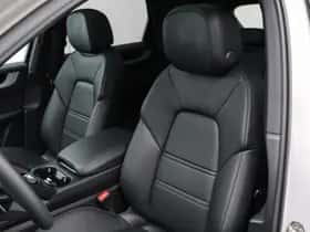 Porsche Cayenne (2025) thumbnail 9