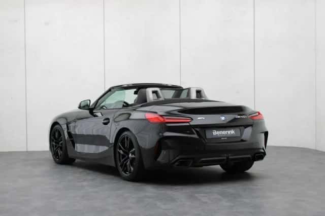 BMW Z4 (2024) thumbnail 3