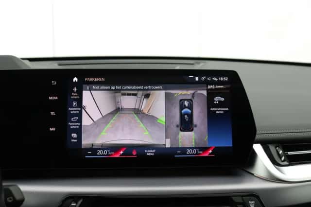 BMW X1 (2022) thumbnail 15