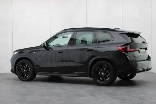 BMW X1 (2022) thumbnail 26