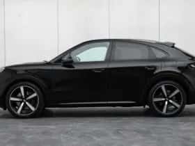 Porsche Cayenne (2025) thumbnail 2