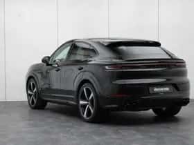 Porsche Cayenne (2025) thumbnail 3