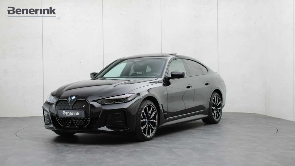 BMW i4 (2023) — foto 1