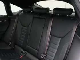 BMW i4 (2023) thumbnail 17