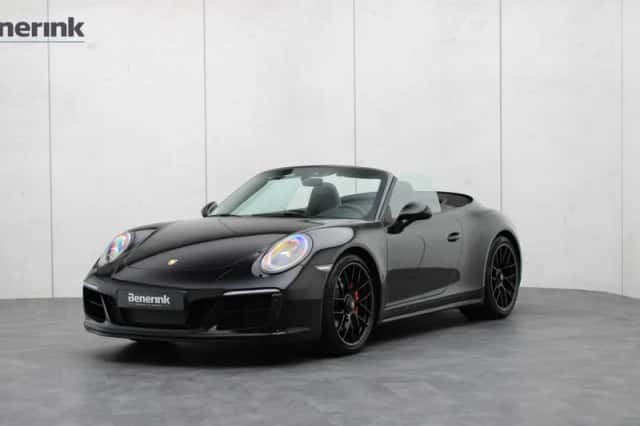 Porsche 911 (2017) thumbnail 1
