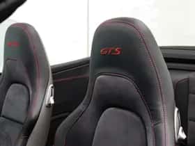 Porsche 911 (2017) thumbnail 11
