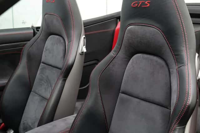 Porsche 911 (2017) thumbnail 21