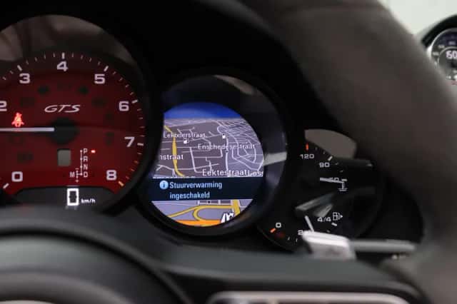 Porsche 911 (2017) thumbnail 26