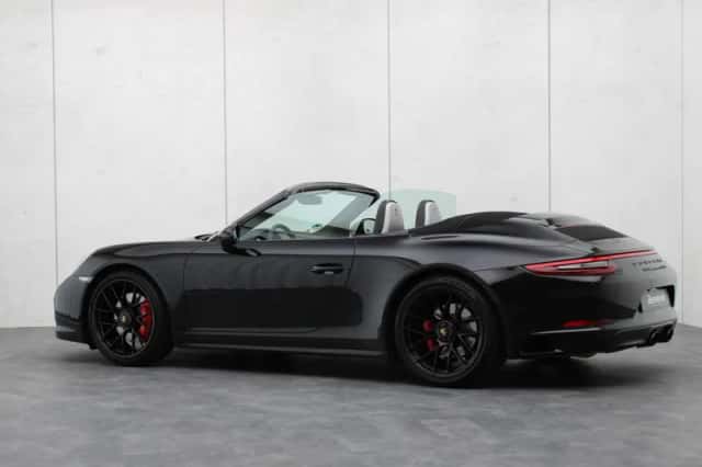 Porsche 911 (2017) thumbnail 29