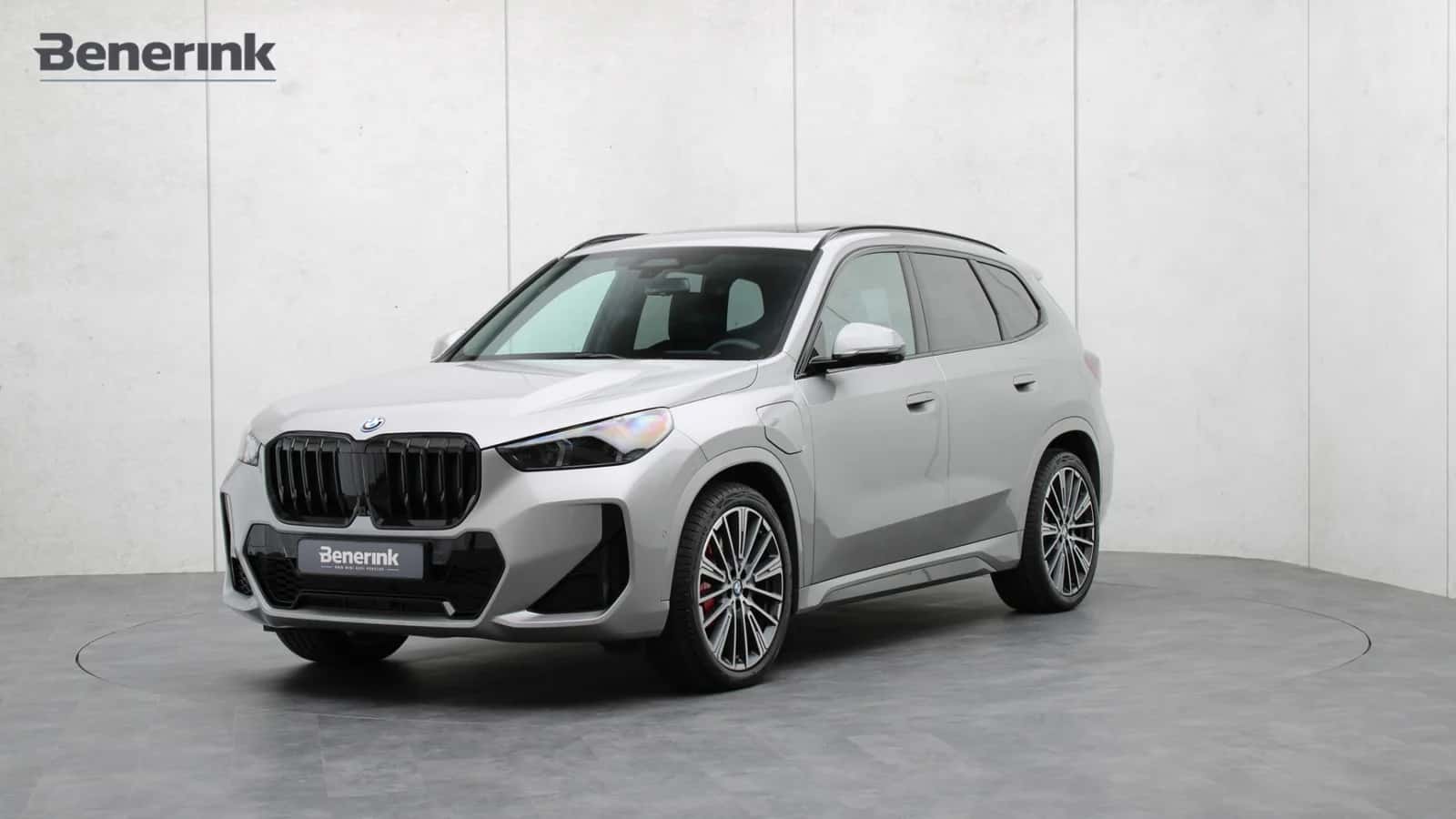 BMW X1 (2025) — foto 1