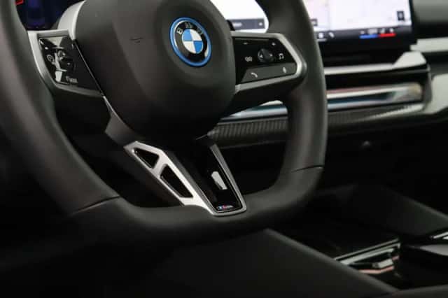 BMW 5-Serie (2025) thumbnail 8