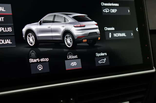 Porsche Cayenne (2020) thumbnail 19