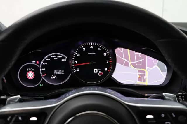 Porsche Cayenne (2020) thumbnail 20