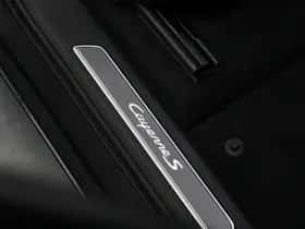 Porsche Cayenne (2020) thumbnail 24
