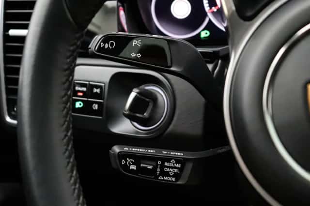 Porsche Cayenne (2020) thumbnail 29