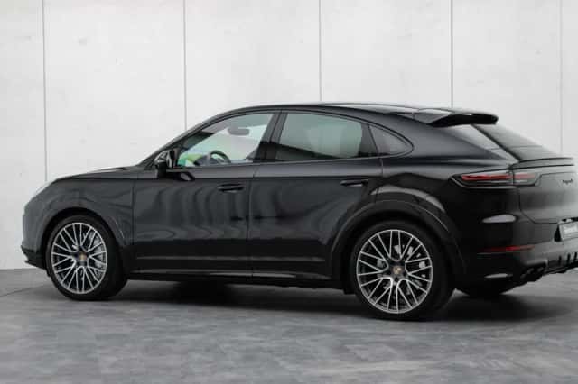 Porsche Cayenne (2020) thumbnail 35