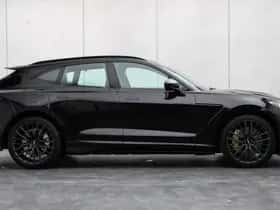Aston Martin Dbx (2023) thumbnail 3