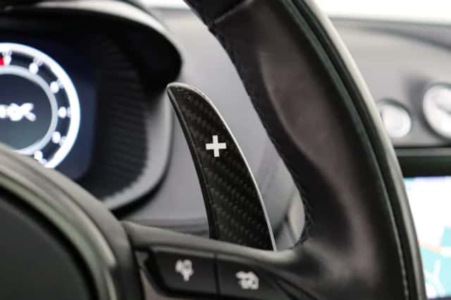 Aston Martin Dbx (2023) thumbnail 31