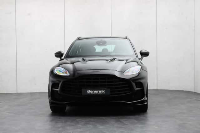 Aston Martin Dbx (2023) thumbnail 32