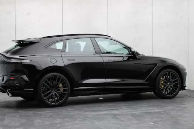 Aston Martin Dbx (2023) thumbnail 36