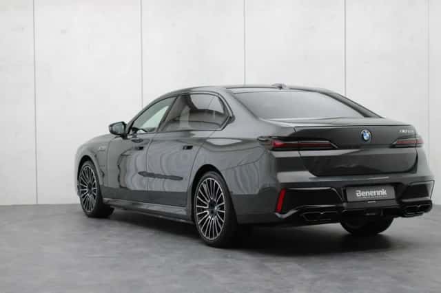 BMW 7-Serie (2025) thumbnail 3