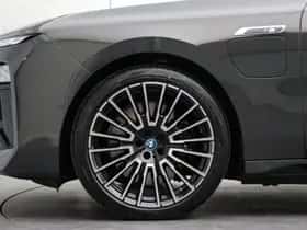 BMW 7-Serie (2025) thumbnail 6
