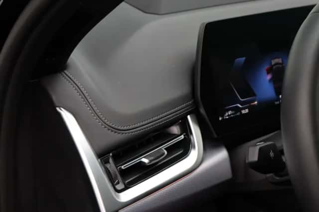 BMW X1 (2025) thumbnail 12