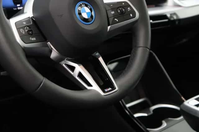 BMW X1 (2025) thumbnail 13