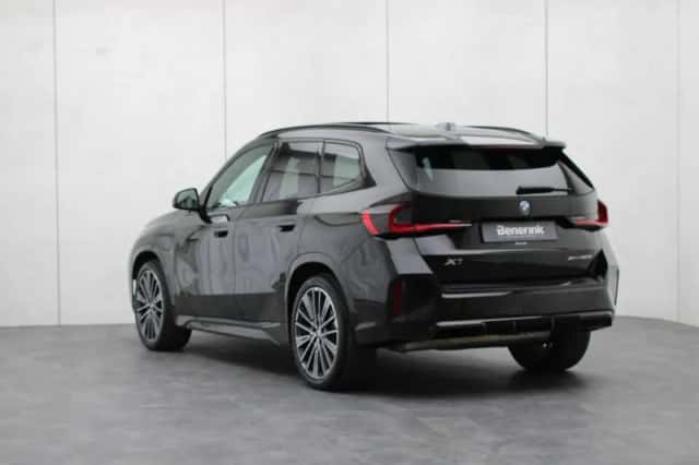 BMW X1 (2025) thumbnail 3