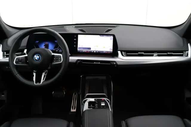 BMW X1 (2025) thumbnail 24