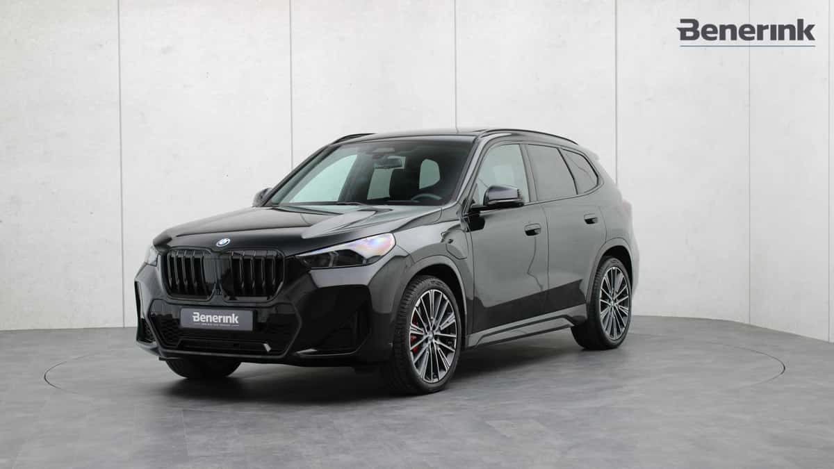 BMW X1 (2025) — foto 1