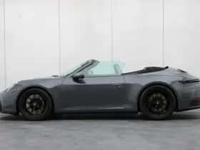 Porsche 911 (2025) thumbnail 2
